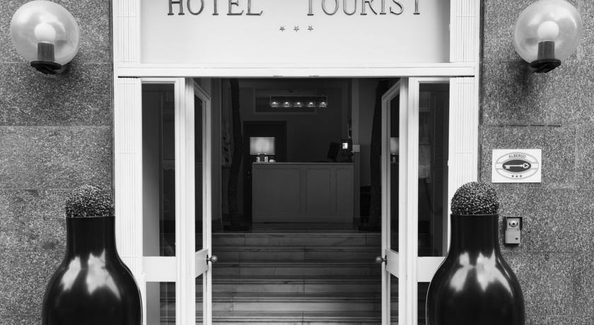 Hotel Tourist Torino Esterno foto